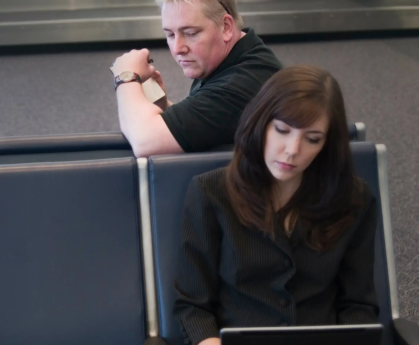 woman-on-laptop