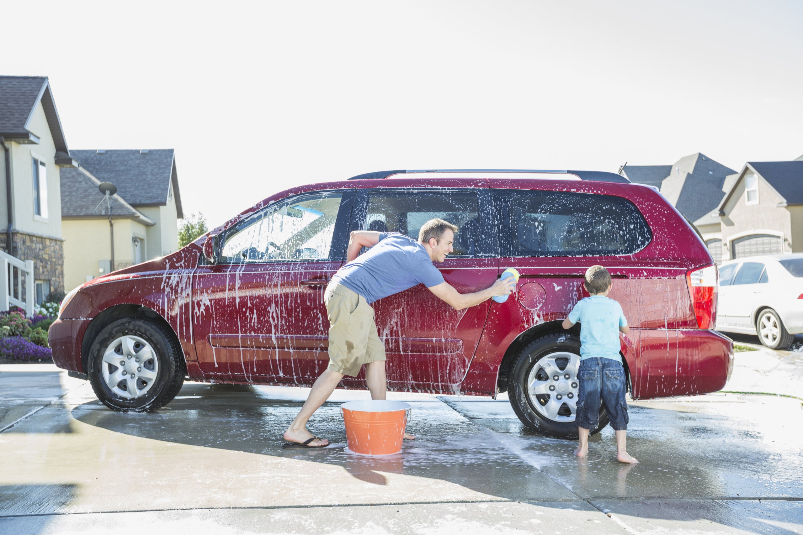 John was washing the car. Family car Wash. Автомойка и бедный мальчик. A picture of a Family washing a car. The Family is washing the car.